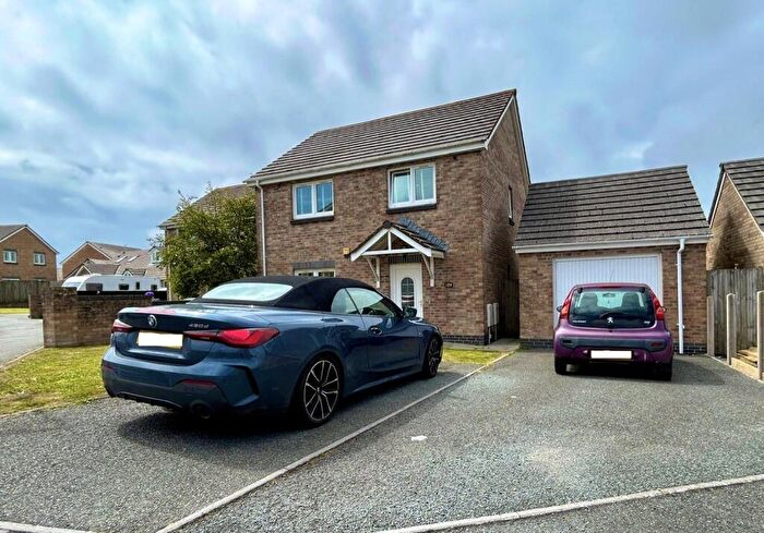 3 Bedroom Detached House For Sale In Skomer Drive, Milford Haven, Pembrokeshire, SA73