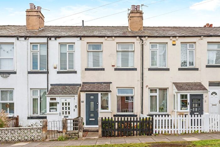 2 Bedroom Terraced House For Sale In Junction Lane, Ossett, WF5