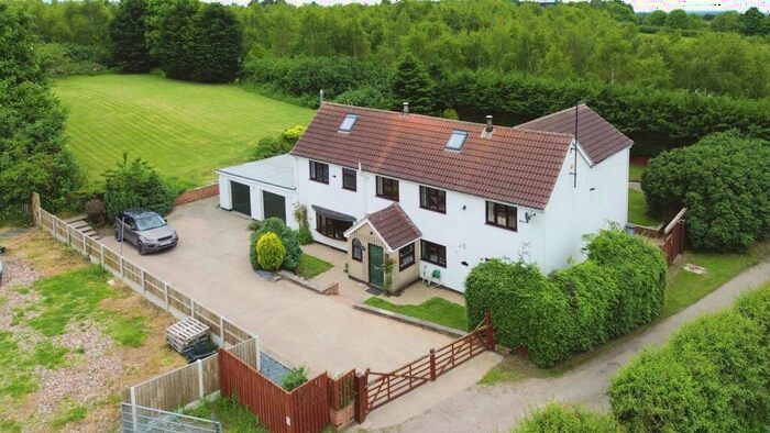 4 Bedroom Detached House For Sale In The Old School House, Mill Lane, Everton, Doncaster, DN10