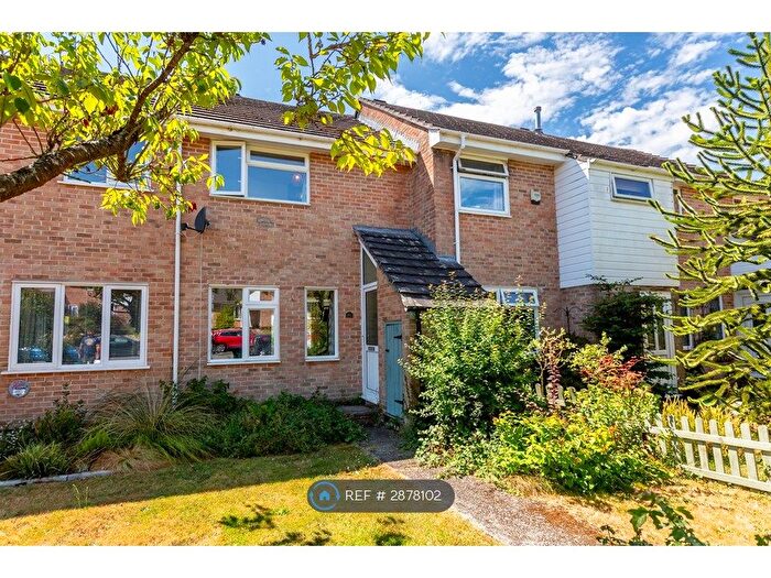 3 Bedroom Terraced House To Rent In Friars Walk, Tavistock, PL19