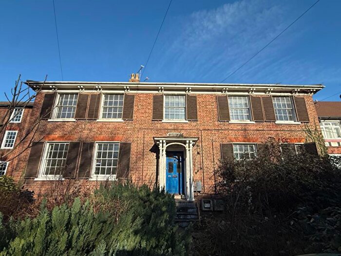 1 Bedroom Block Of Flats For Sale In Ashford Road, Maidstone, Kent, ME14