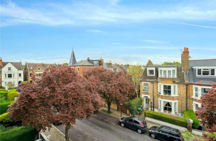 2 Bedroom Apartment To Rent In Romola Road, Hernehill, SE24
