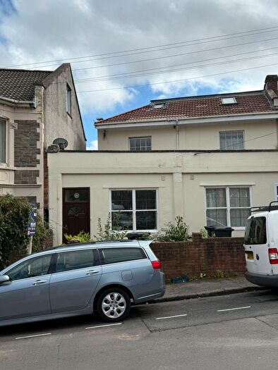6 Bedroom Flat To Rent In Fairfield Road, Montpelier, Bristol, BS6