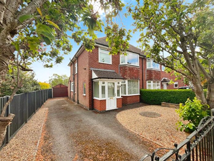 3 Bedroom Semi-Detached House To Rent In Stanley Crescent, Uttoxeter, ST14