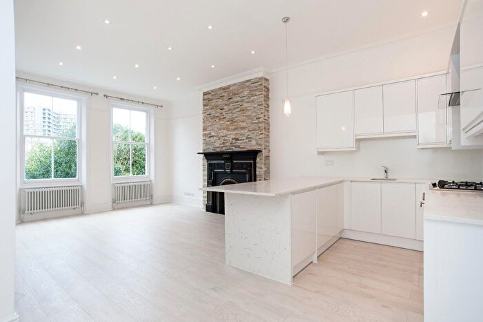 2 Bedroom Flat To Rent In Downside Crescent, London, NW3