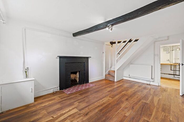 2 Bedroom Cottage For Sale In Newtons Hill, Hartfield, TN7