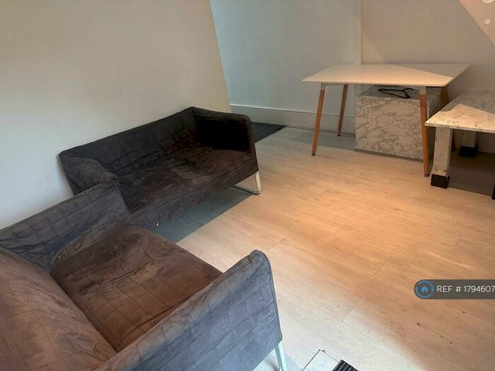 4 Bedroom Terraced House To Rent In Western Road, London, E13
