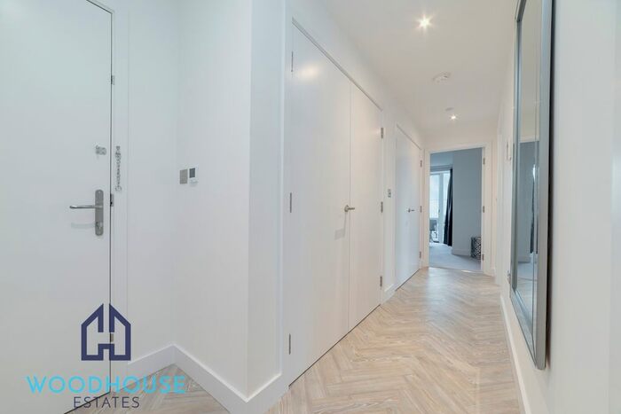 2 Bedroom Flat To Rent In Shearwater Drive, Hendon, NW9