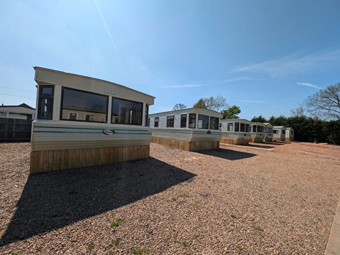 2 Bedroom Mobile/park Home To Rent In Miles Tree Lane, Coventry, CV2