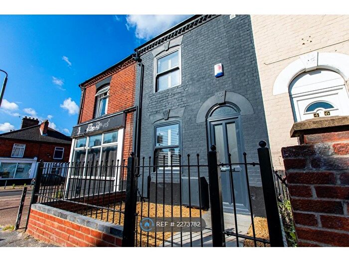 3 Bedroom Terraced House To Rent In Spencer Street, Norwich, NR3