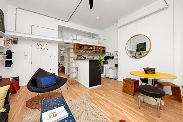 1 Bedroom Terraced House To Rent In Kentish Town Road, Kentish Town, NW5