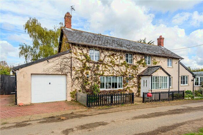 4 Bedroom Detached House For Sale In Park Barn, Ilminster, Somerset, TA19