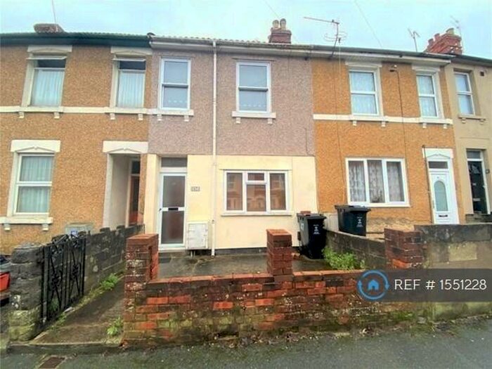 2 Bedroom Terraced House To Rent In Stafford Street, Swindon, SN1
