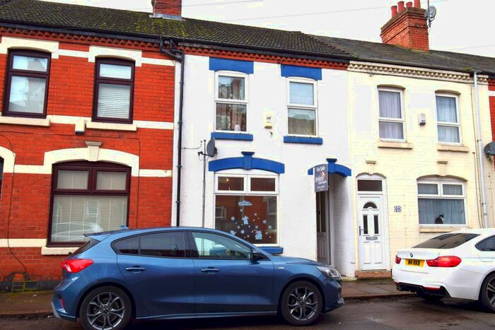 3 Bedroom Terraced House To Rent In St. James Park Road, Northampton, NN5