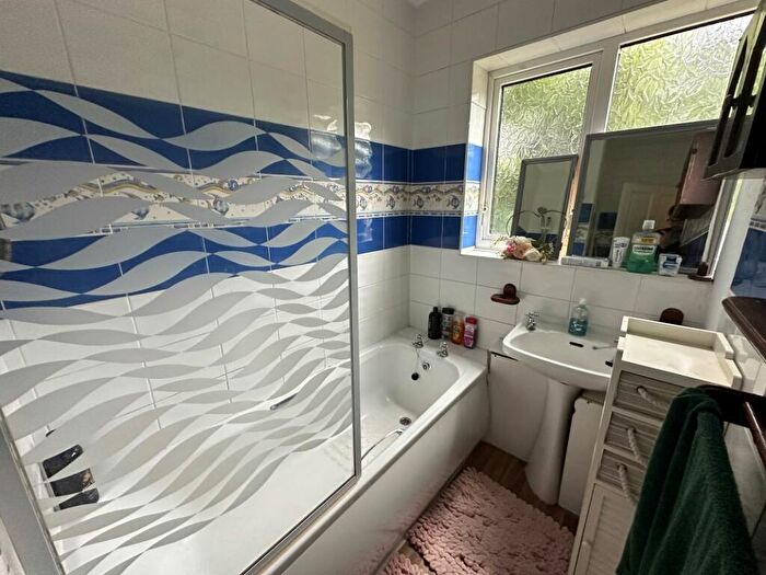 1 Bedroom Apartment For Sale In Flat Richmond Close, Handsworth Wood, Birmingham, B20