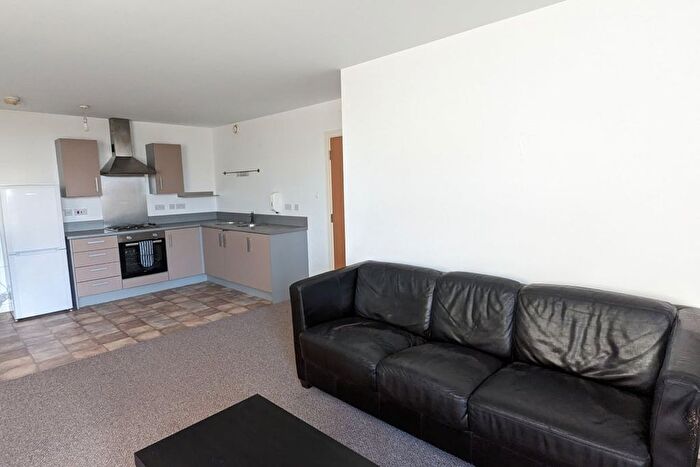 2 Bedroom Flat For Sale In Manor Court, Altringham Road, Manchester, M22