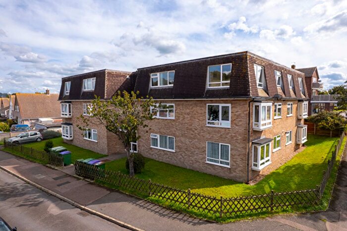 2 Bedroom Flat For Sale In Lukin House, Hythe, CT21