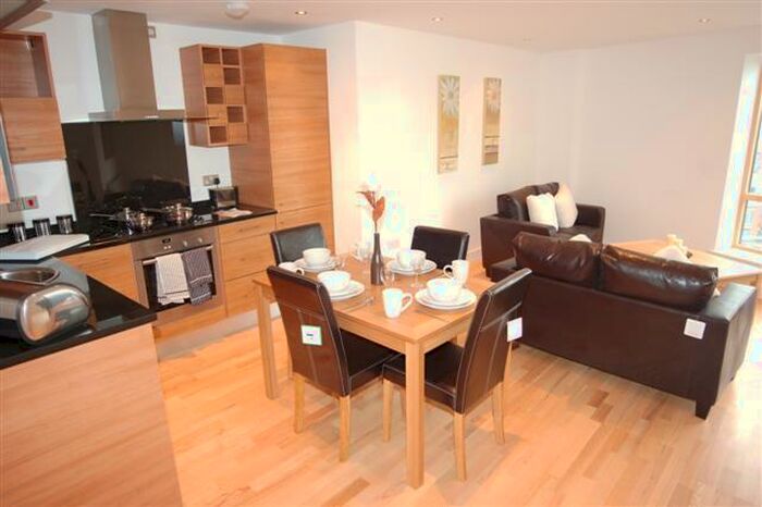 2 Bedroom Property To Rent In Clarence House Leeds Dock City Centre, LS10