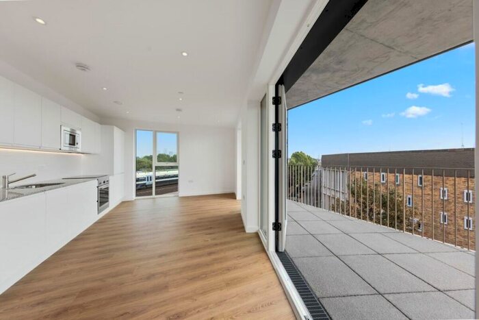 2 Bedroom Apartment To Rent In Dockley Apartments, London, SE16