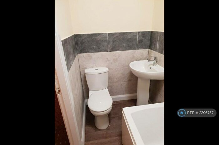 3 Bedroom Terraced House To Rent In Harold Street, Burnley, BB11