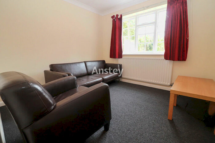 4 Bedroom Terraced House To Rent In Grosvenor Mews, Southampton, SO17