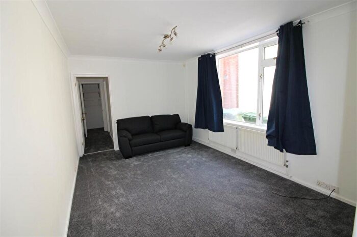 1 Bedroom Apartment To Rent In Arthur Rd, Southampton, SO15