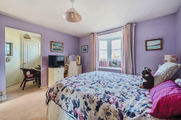 2 Bedroom Detached House For Sale In Botley, Oxford, OX2