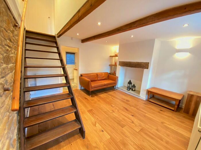 1 Bedroom Cottage To Rent In Ellis Terrace, Leeds, West Yorkshire, LS6