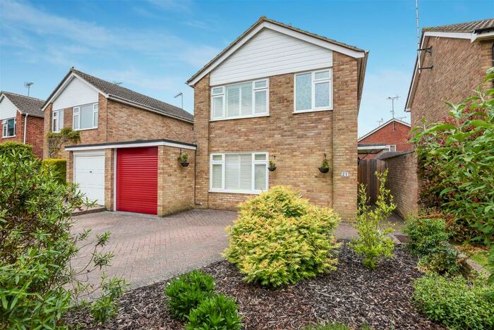 4 Bedroom Detached House To Rent In Iden Hurst, Hurstpierpoint, BN6