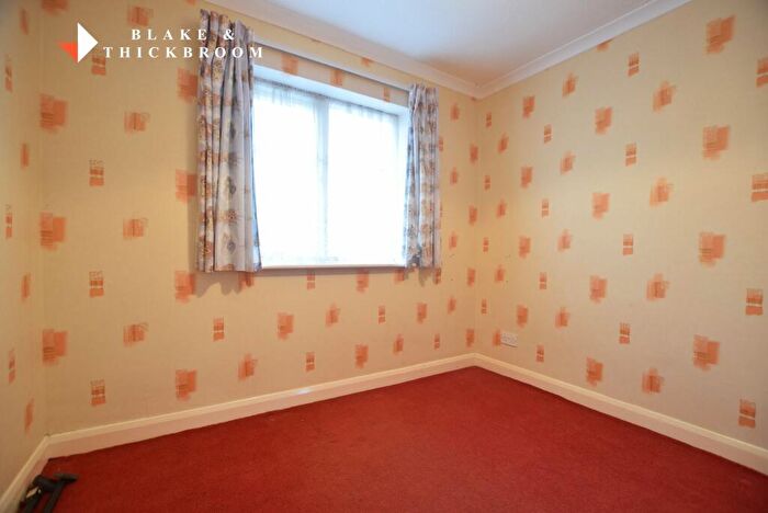 2 Bedroom Semi-Detached Bungalow For Sale In Napier Avenue, Jaywick, CO15