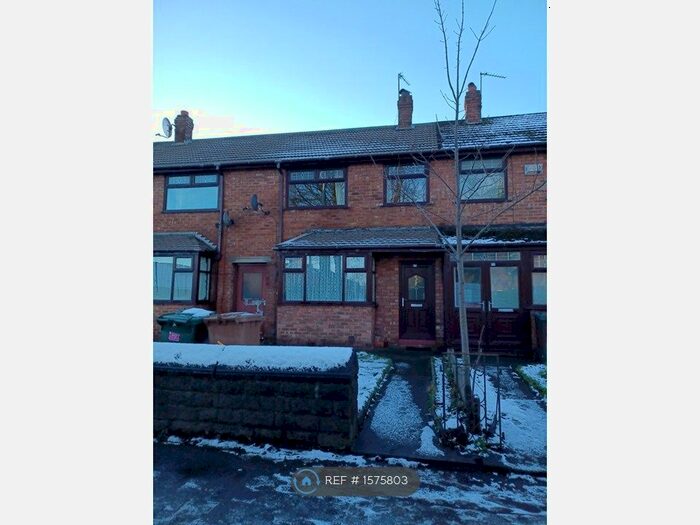 3 Bedroom Terraced House To Rent In Mere Street, Rochdale, OL11
