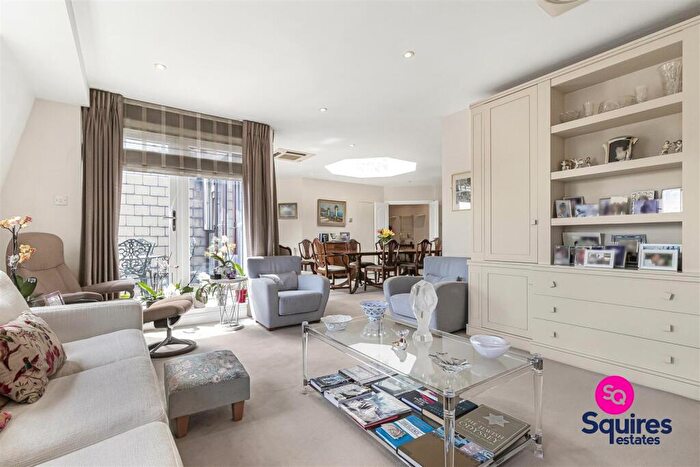 3 Bedroom Flat For Sale In Holders Hill Road, Hendon, London, NW4