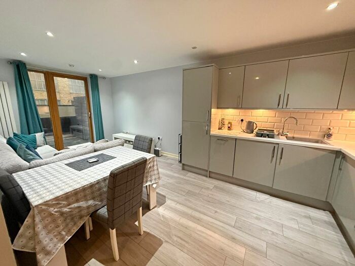 1 Bedroom Flat To Rent In Arboretum Place, IG11