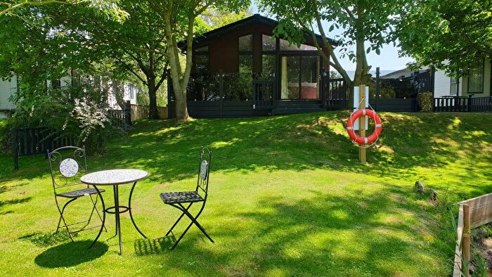 2 Bedroom Park Home For Sale In Pisces Country Park, Welney, PE14