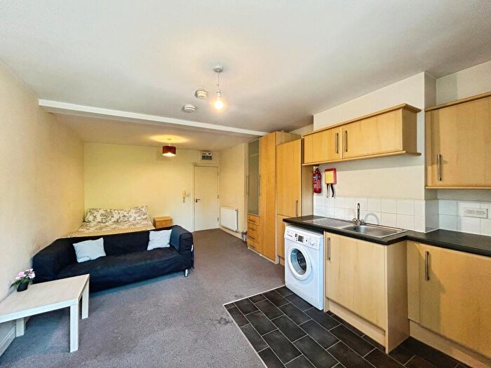 Studio To Rent In Studio Ecclesall Road, Ecclesall, S11