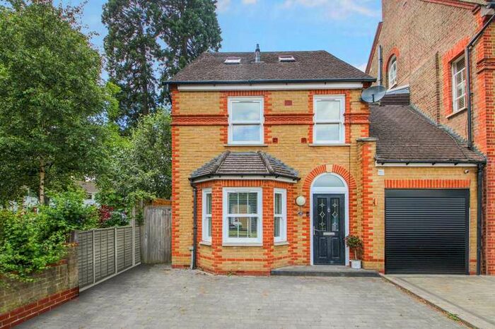 3 Bedroom Semi-Detached House To Rent In Lockers Park Lane, Hemel Hempstead, HP1