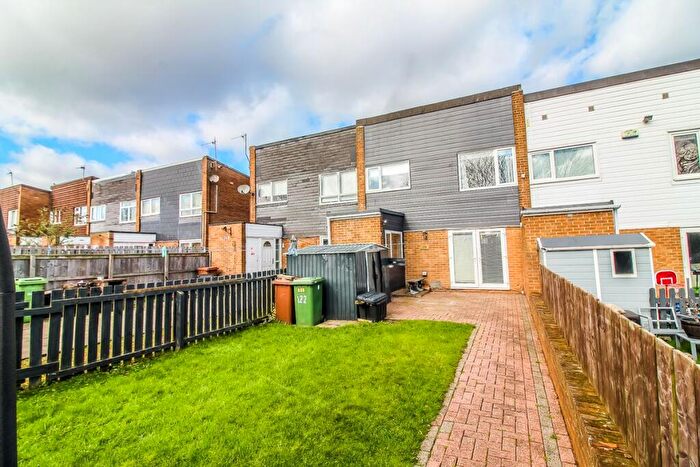 3 Bedroom Terraced House For Sale In Rowan Avenue, Harraton, Washington, NE38