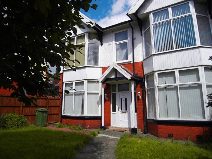 4 Bedroom Property To Rent In Somerset Road, Heaton, Bolton, BL1