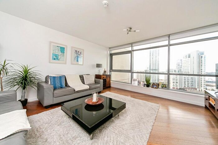 2 Bedroom Flat For Sale In Old Hall Street, Liverpool, Merseyside, L3