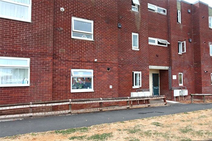 1 Bedroom Flat For Sale In Burford, Brookside, Telford, Shropshire, TF3