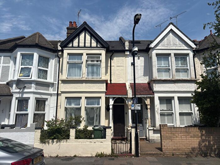 3 Bedroom Terraced House For Sale In Dawlish Road, Leyton, Waltham Forest, E10
