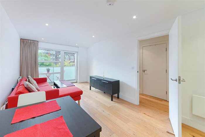 1 Bedroom Flat To Rent In Tiltman Place, Finsbury Park, N7