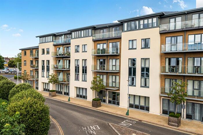 2 Bedroom Retirement Property For Sale In Maumbury Gardens, Dorchester, DT1
