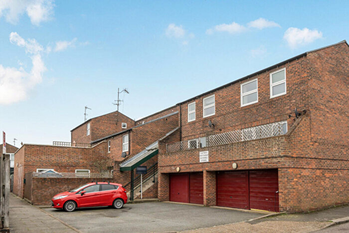 1 Bedroom Flat For Sale In Ewart Road, Forest Hill, London, SE23