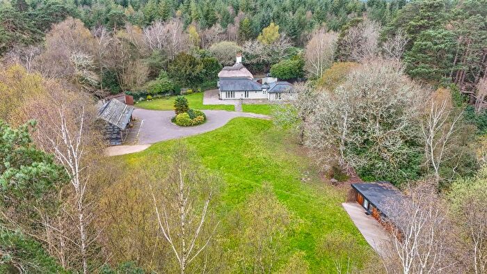 3 Bedroom Cottage For Sale In Ripley, Bransgore, Christchurch, BH23