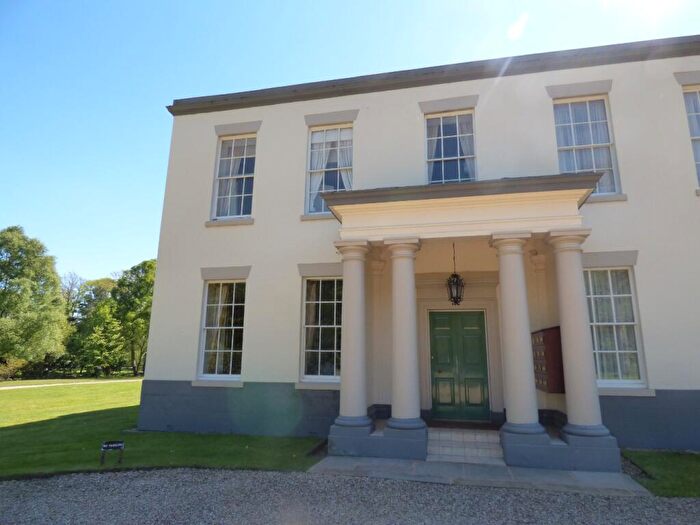 2 Bedroom Flat To Rent In The Windsor Suite, Ribby Hall, PR4