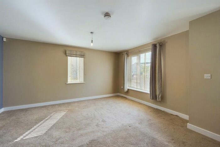 2 Bedroom Apartment To Rent In High Cragg Close, Kendal, LA9