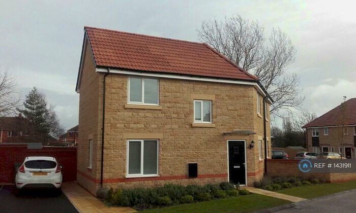 3 Bedroom Semi-Detached House To Rent In Hazel Gardens, Didcot, OX11