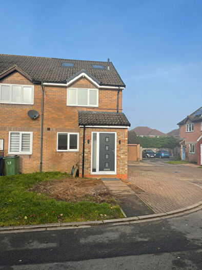 3 Bedroom Terraced House To Rent In Overbrook Gardens **Available Now**, OX4