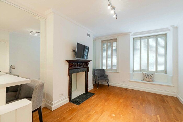 Studio To Rent In Hans Place, Knightsbridge, SW1X